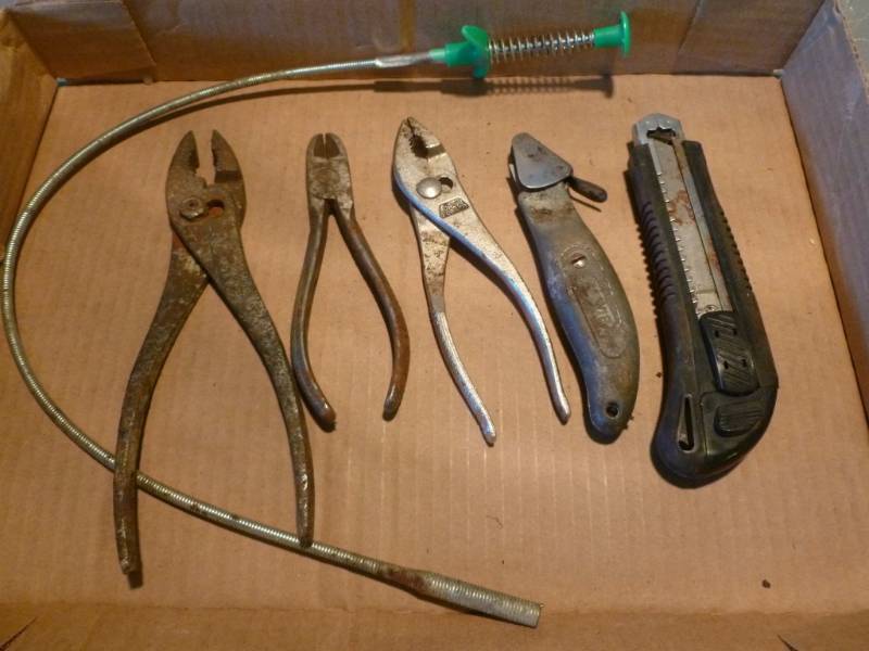 lot 224 image: Tools