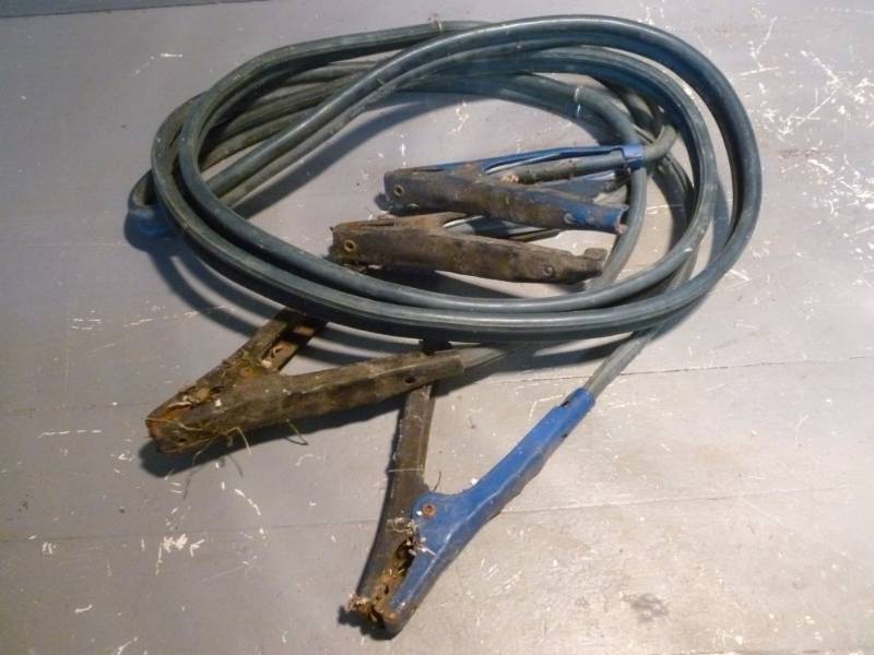 lot 227 image: Jumper Cables