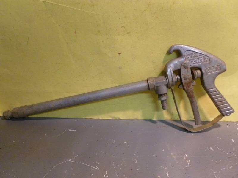 lot 242 image: Spraying Wand