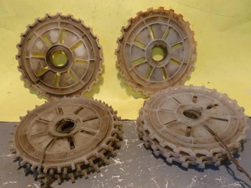 lot 251 image: Vintage Planter Wheels