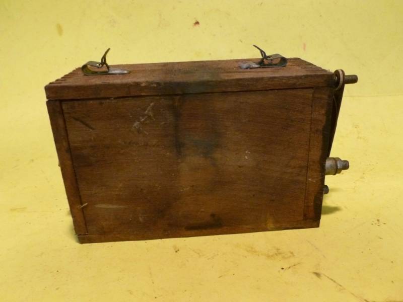 lot 256 image: Antique Coil