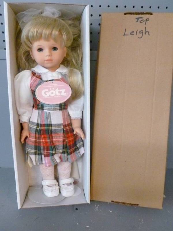 lot 289 image: Gotz German Doll