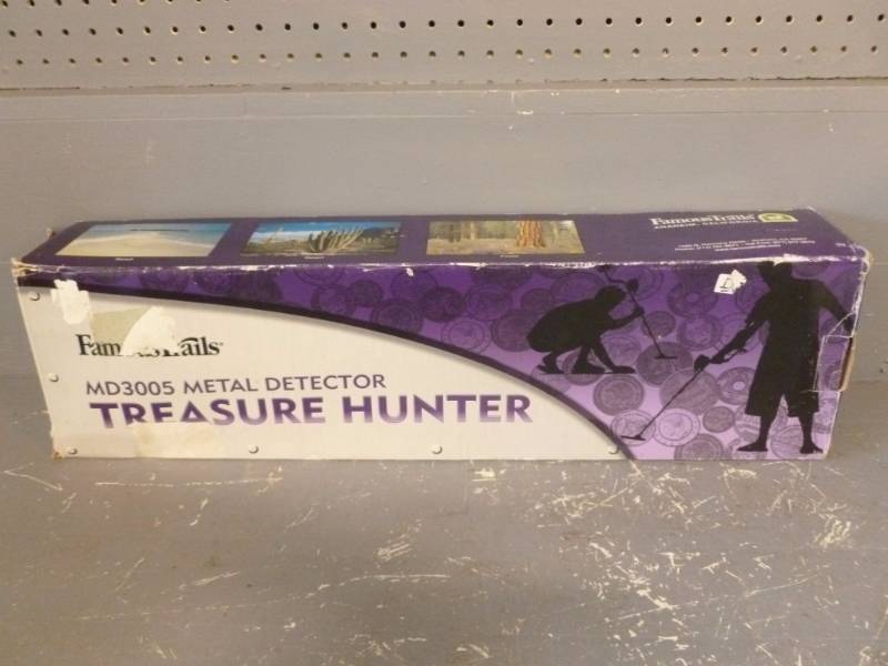 lot 303 image: Metal Detector