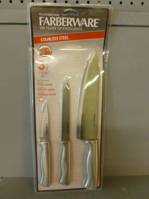 lot 311 image: Knife Set