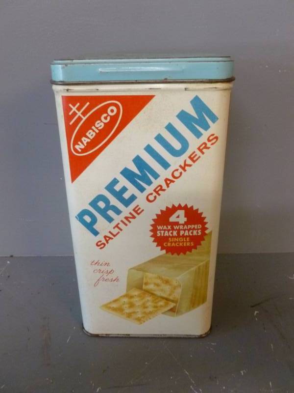 lot 314 image: Vintage Metal Container