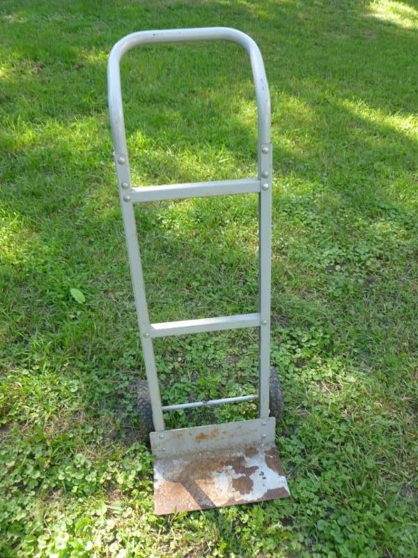 lot 350 image: Utility Cart
