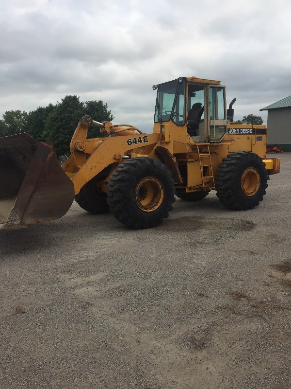 1989 JOHN DEERE 644E FRONT END LOADER