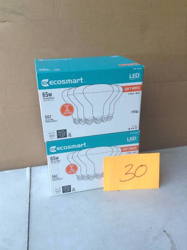 Ecosmart LED dimmable lights - 2 cases of 6 each new