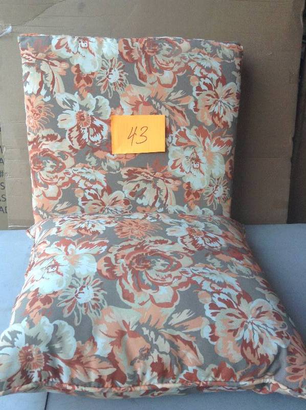 Terracota Flor Cushion