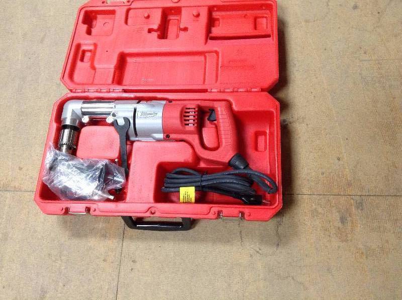 Milwaukee 7 Amp 12 in. Corded Heavy Right-Angle Drill Kit Model#  3107-6 in like New working conditions