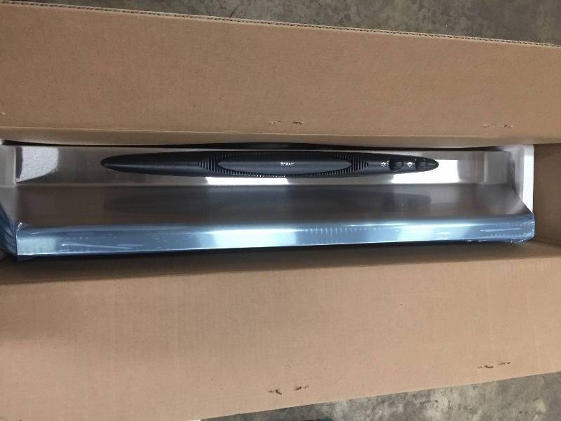 Broan 36 in Range Hood Ducted or non-ducted