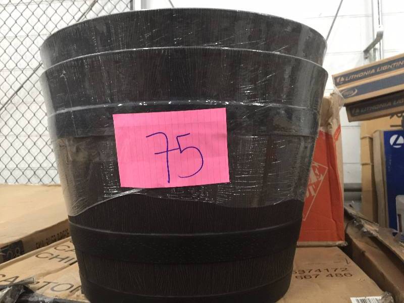 Lot of 2 Southern Patio Durable Lightweight Planter New