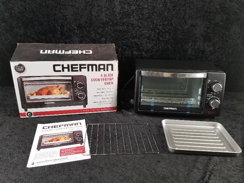 lot 66 image: Chefman 4 Slice Countertop Oven, NIB