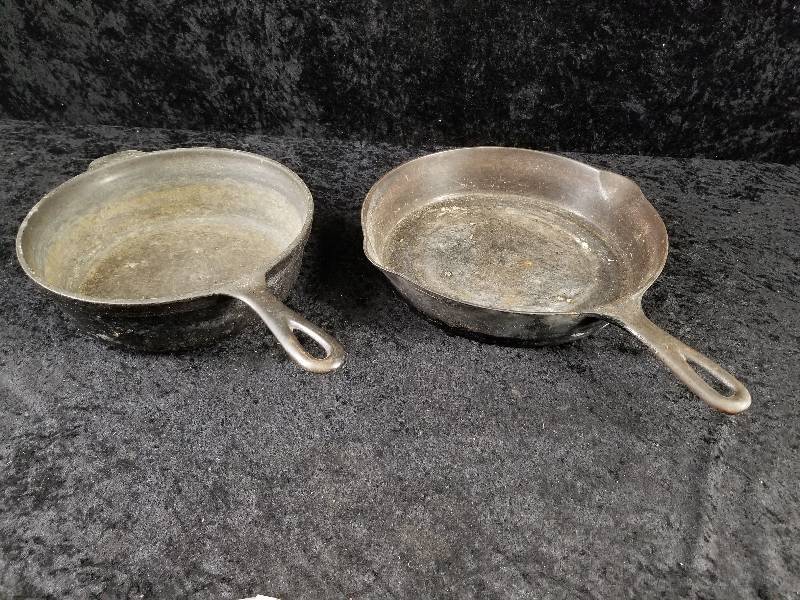lot 77 image: Lot - Cast Iron Pans
