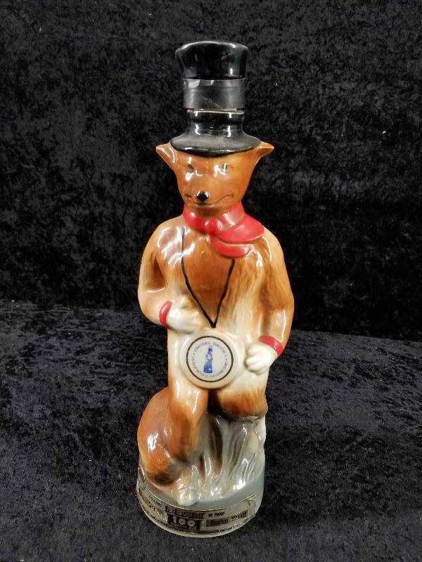 lot 53 image: Beam Fox  Decanter