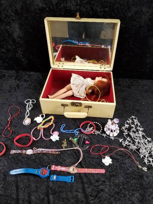 lot 59 image: Lot - Vintage Case wDoll, Kids Jewelry, etc