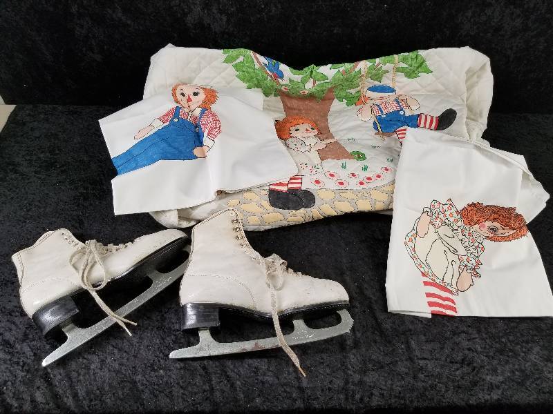 lot 60 image: Lot - Vintage Raggedy Ann BlanketPillow Cases & Ice Skates
