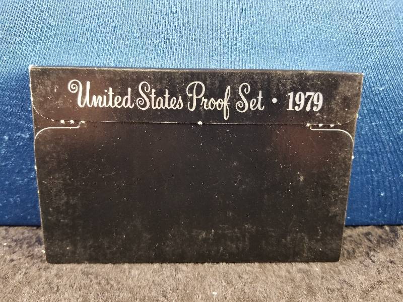 lot 29 image: 1979 US Proof Set
