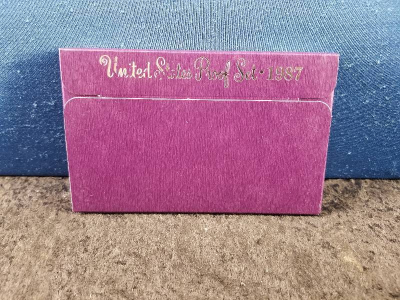 lot 37 image: 1987 US Proof Set