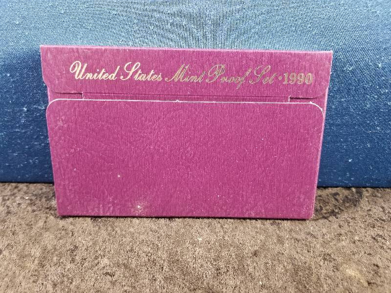 lot 40 image: 1990 US Proof Set