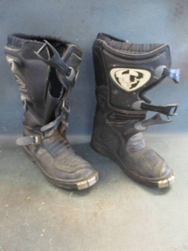 Dirt Bike Boots