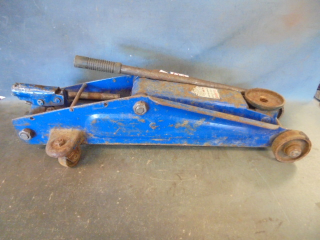 Hydraulic Floor Jack