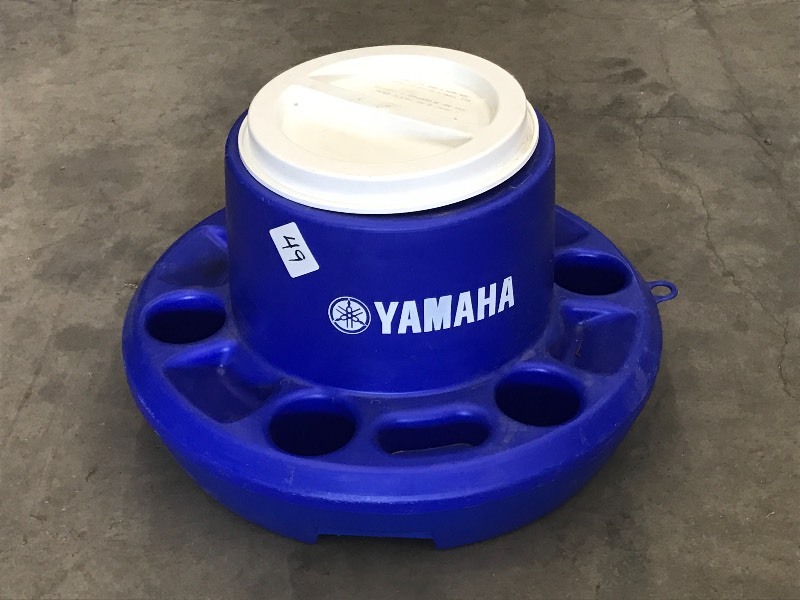 lot 49 image: Floating Cooler