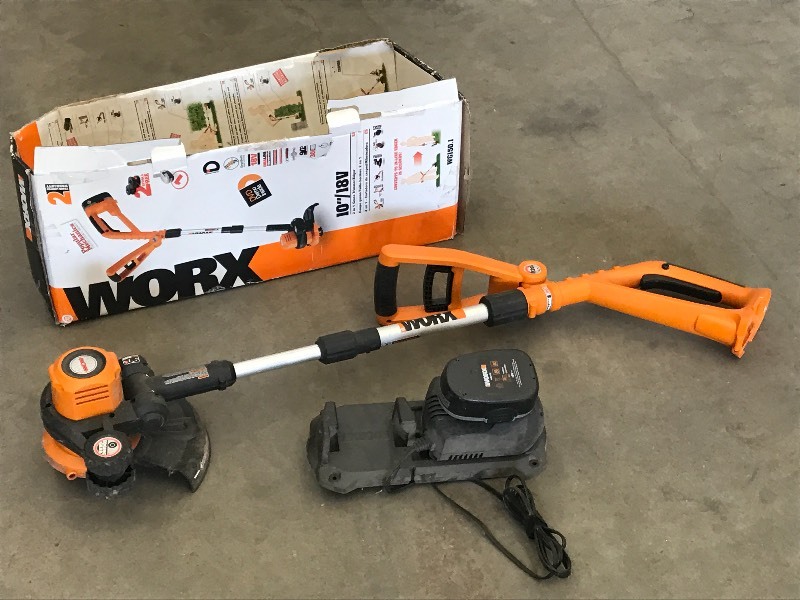 lot 50 image: Work Trimmer Set