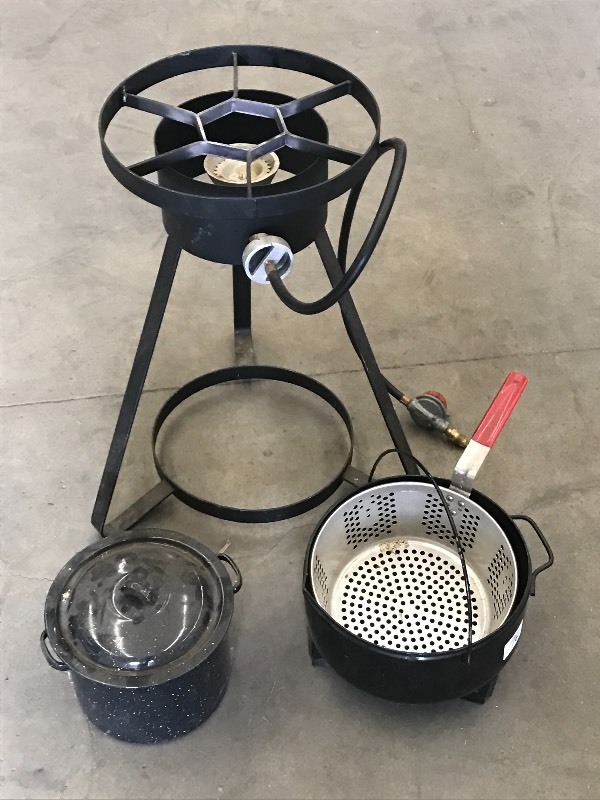 lot 76 image: LP-Fryer With Pots