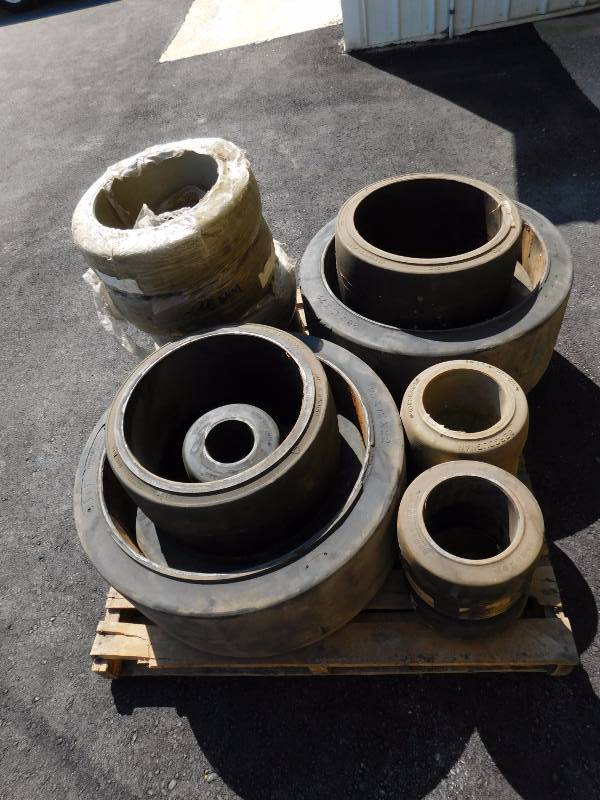 lot 31 image: Pallet of Cushion Forklift Tires #2