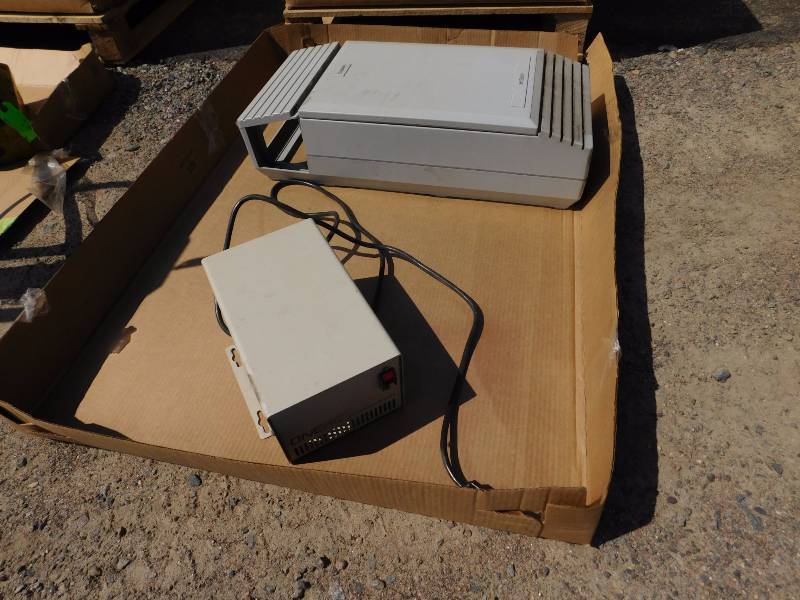 lot 46 image: Norstar Phone System with 8 Modules