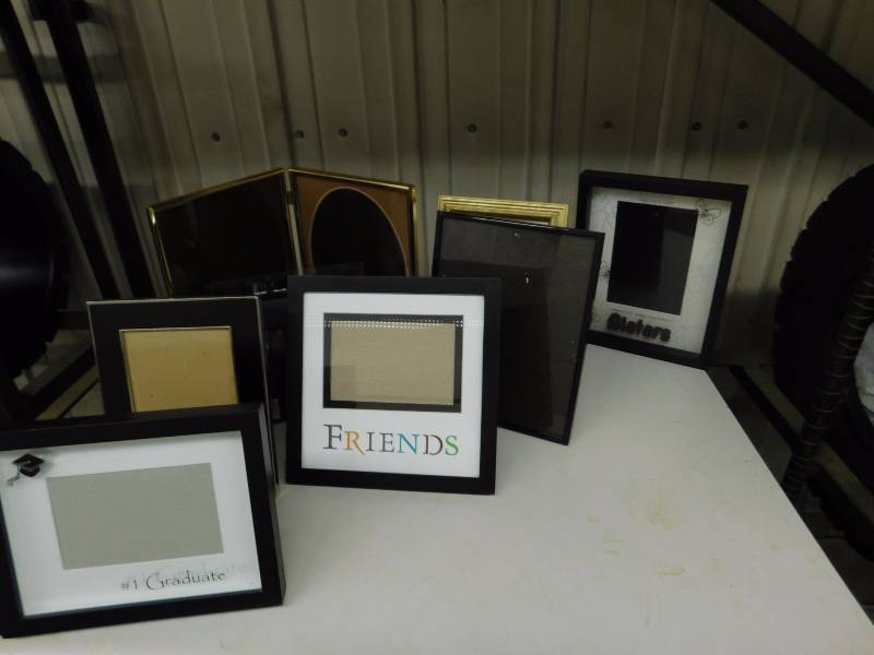 lot 61 image: Misc. Lot of Picture Frames