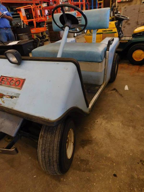 lot 66 image: EZ Go Gas Engine Golf Cart