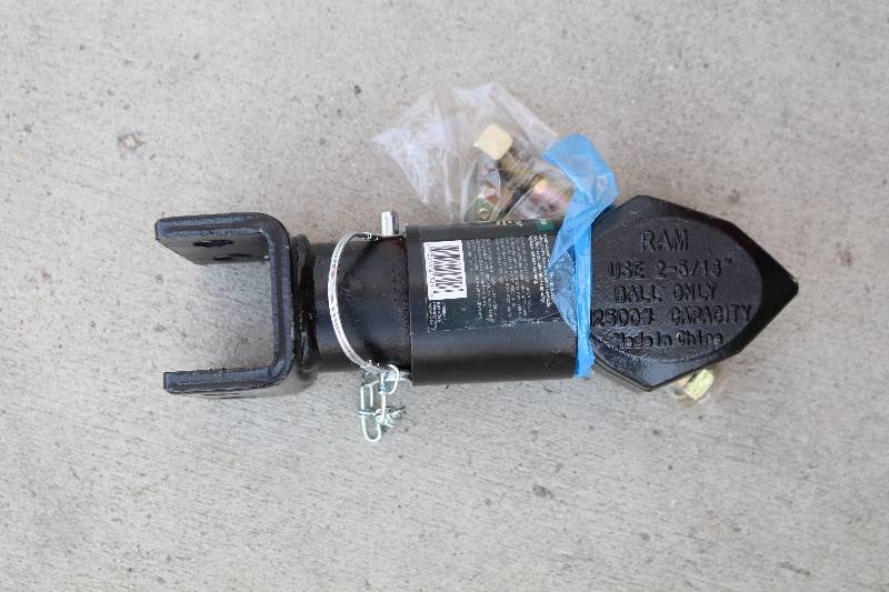 Curt Adjustable Coupler