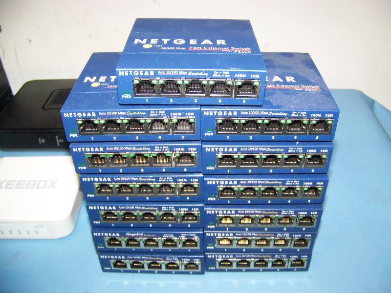 lot 113 image: Miscellaneous Routers, Ethernet Switches, Encoders, 8gb Fibre Channel SFP Modules and more