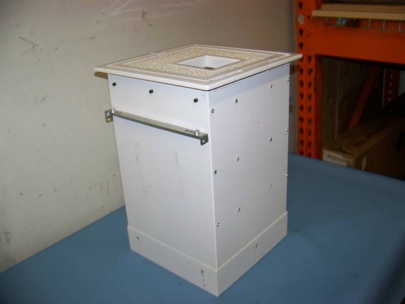 lot 116 image: FSR, In-Ceiling Mounting Box for Document Cameras  Projectors