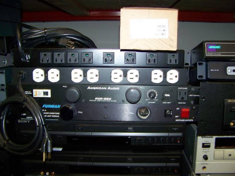 lot 94 image: Miscellaneous lot of Audio  Video  Network items