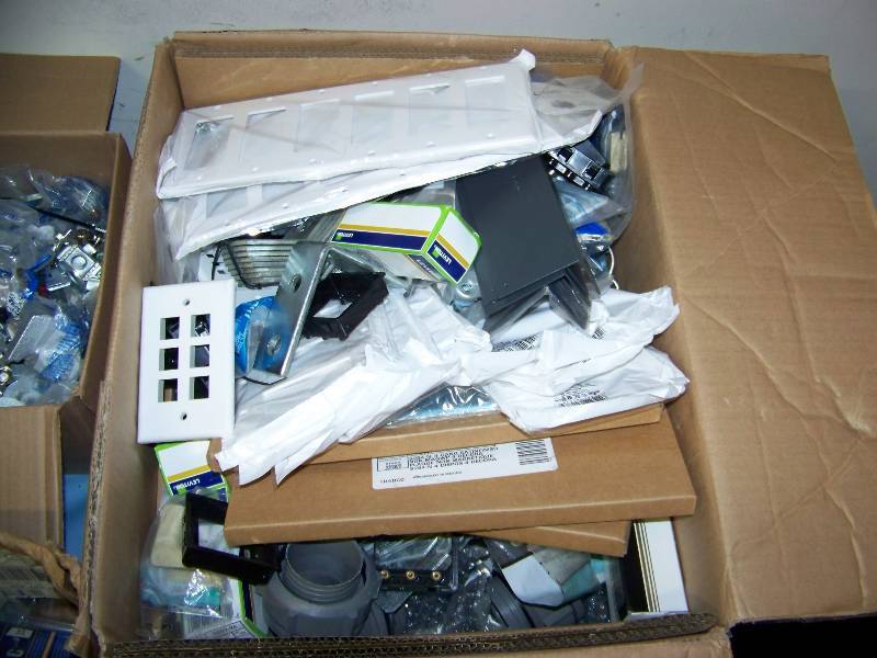lot 129 image: Miscellaneous lot of Hardware, Wall Plates and more