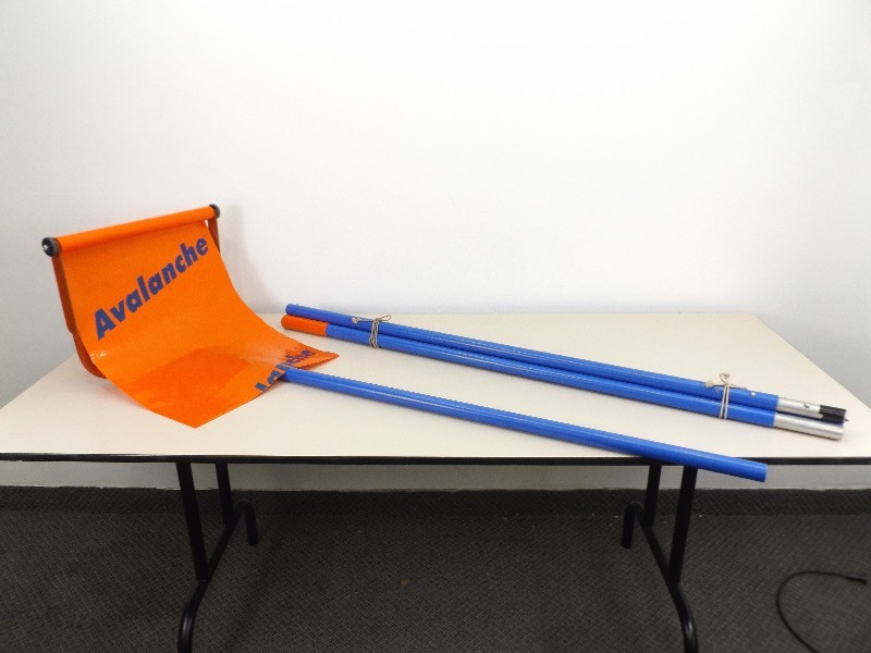 lot 3 image: Avalanche Roof Rake