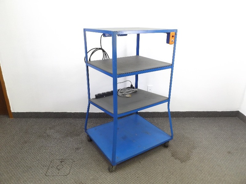 lot 10 image: Metal Rolling Shop Utility Cart