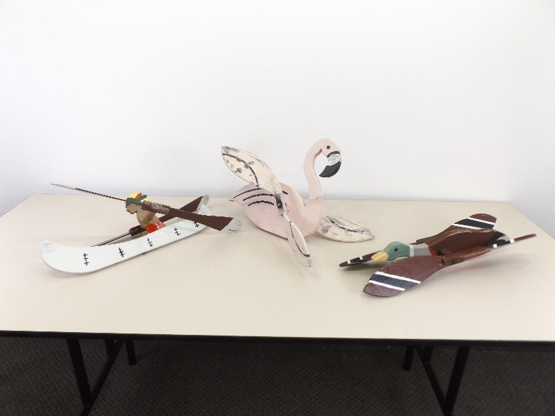lot 25 image: Lot of Wood Windmill Yard Ornaments
