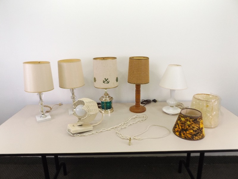 lot 27 image: Lot of Small Table Lamps, Shades, etc.