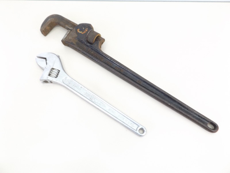 lot 33 image: Large 24 Ridgid Pipe Wrench and 15 Crescent Wrench