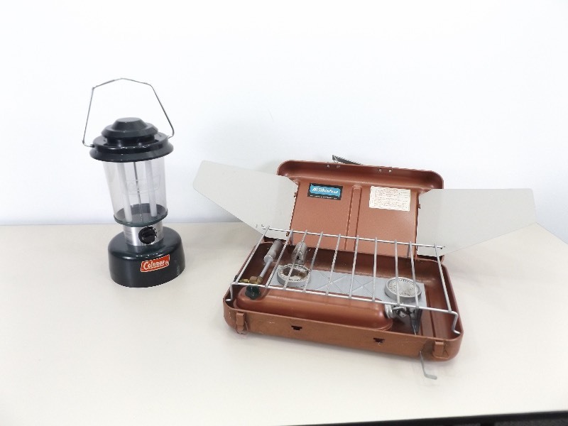 lot 47 image: Camp Stove and Lantern