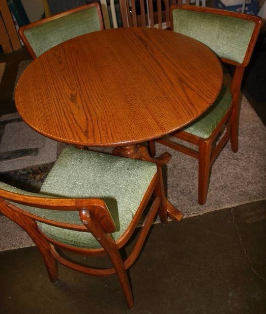 lot 36 image: Vintage Table and Chairs