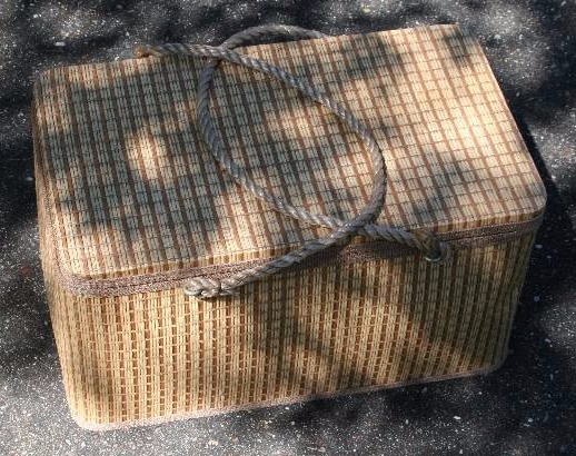 lot 37 image: Picinic Basket