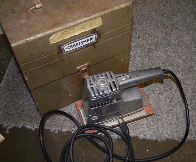lot 45 image: Power Sander