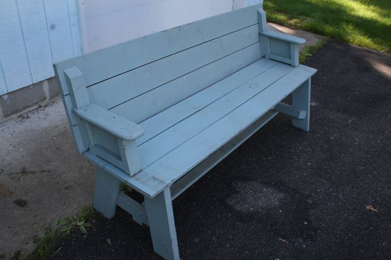 lot 63 image: Outdoor BenchTable