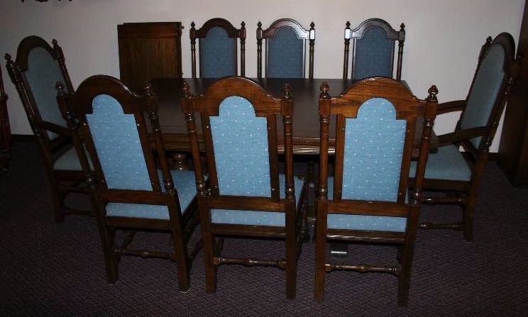 lot 69 image: Vintage Table and Chairs