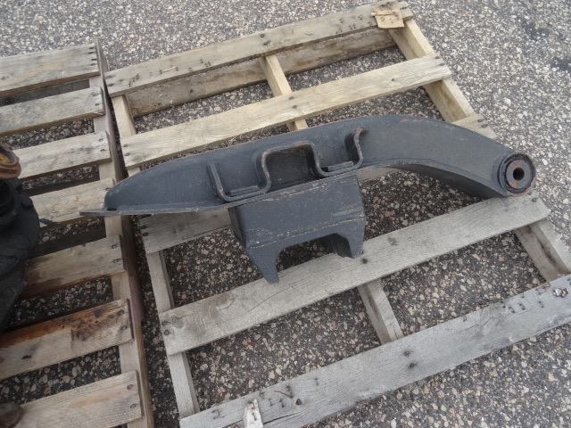 SAF Holland Gusset Support. 90024098. LH